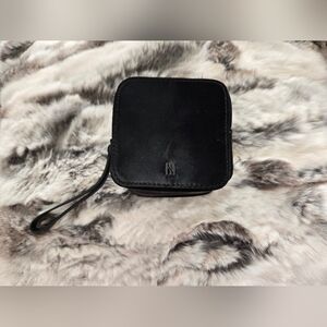 Hera Black Cosmetics Bag Wristlet